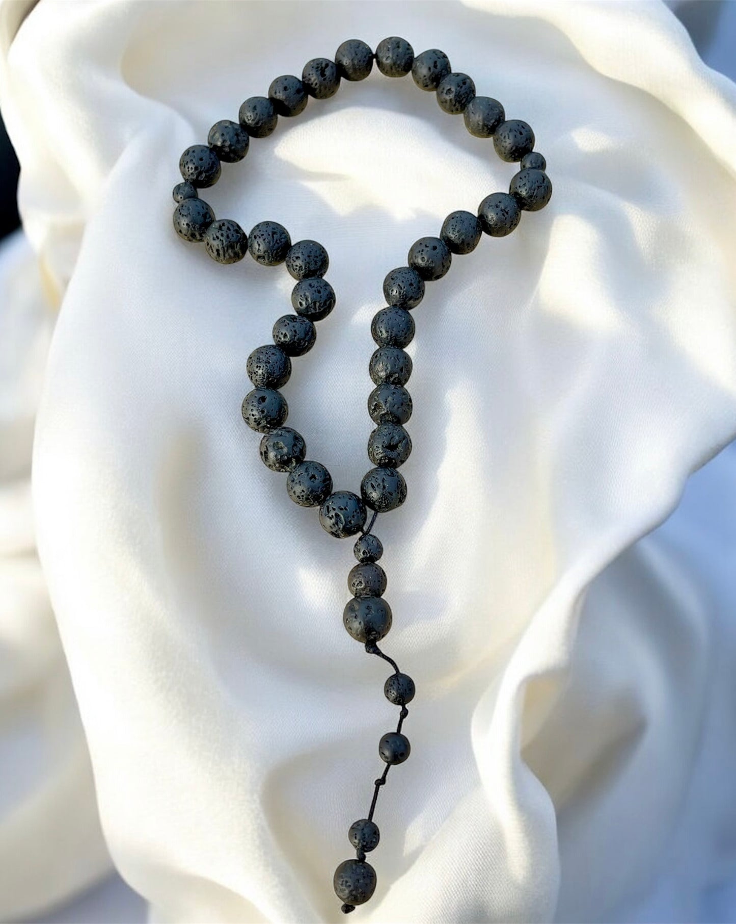 سبحة حجر بركاني اصلي