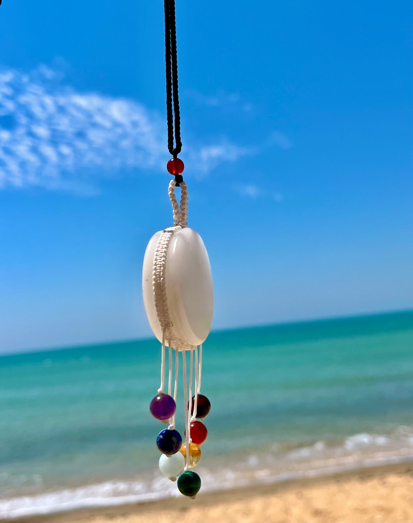 عقد شاكرات الطاقة السبعة للجنسين