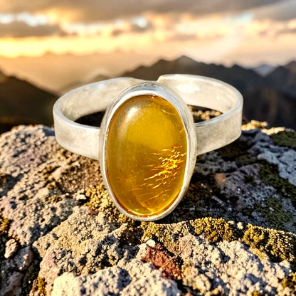 خاتم فضة بحجر كهرمان اصلي