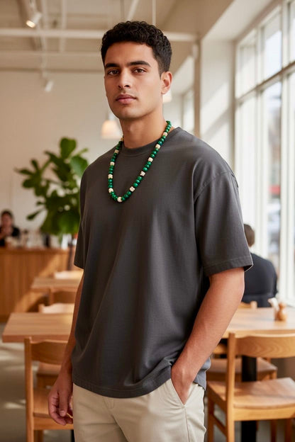 عقد عاج ومالكايت وفضة للجنسين