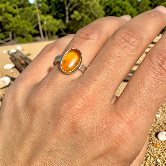 خاتم فضة بحجر كهرمان اصلي