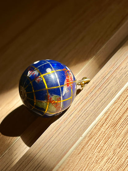 دلاية انتيك كرة أرضية وفضة مطلي دهب