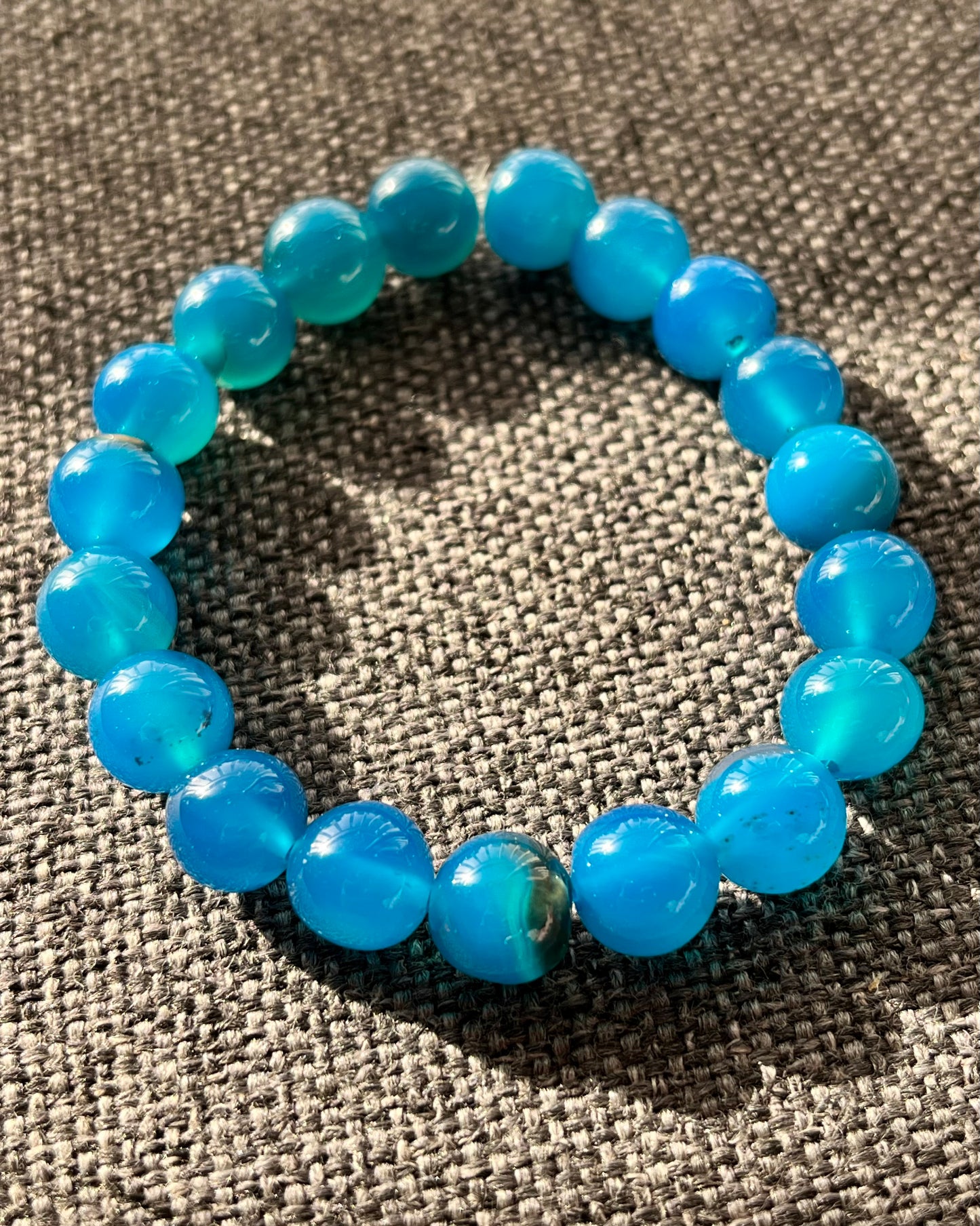 اسورة عقيق طبيعي للجنسين