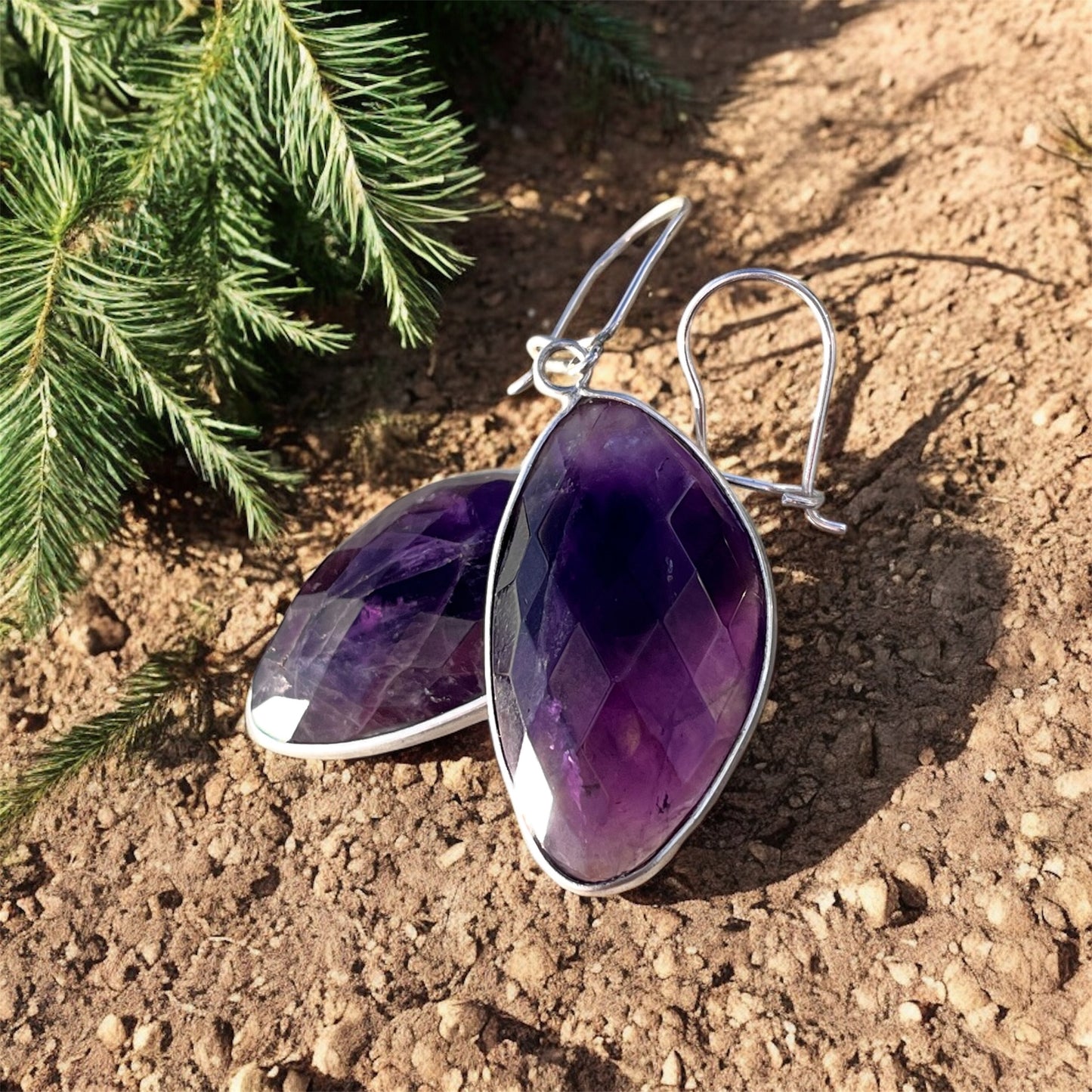 حلق فضة بجواهر اماتيست كبيرة