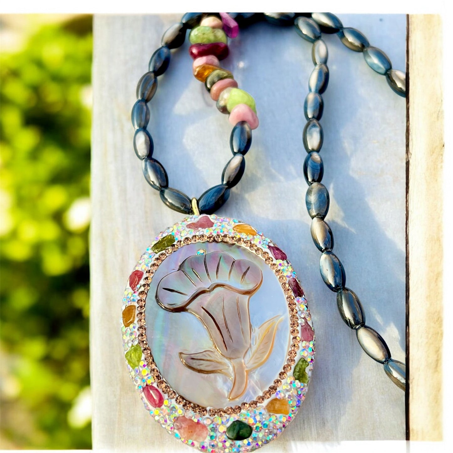 عقد صدف بحري نادر وفضة