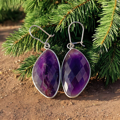 حلق فضة بجواهر اماتيست كبيرة